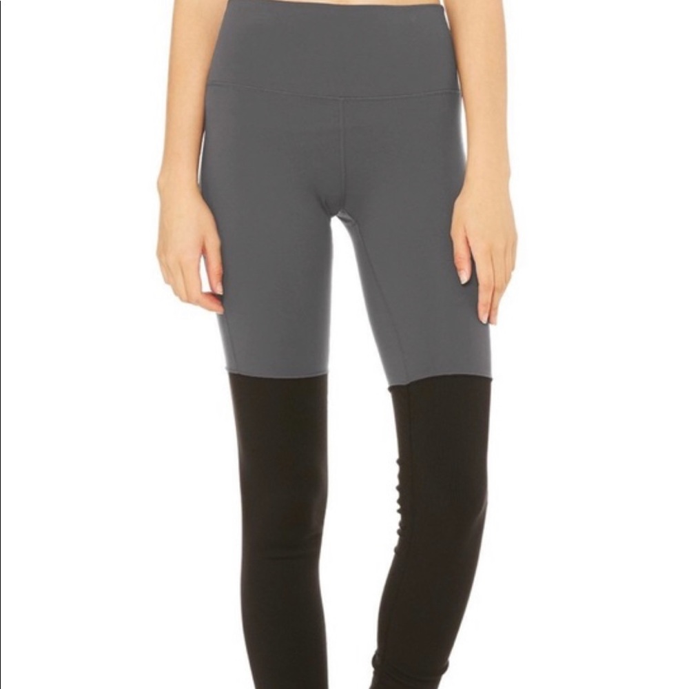 Alo High Waist Goddess Legging // two tone: anthracite/black color